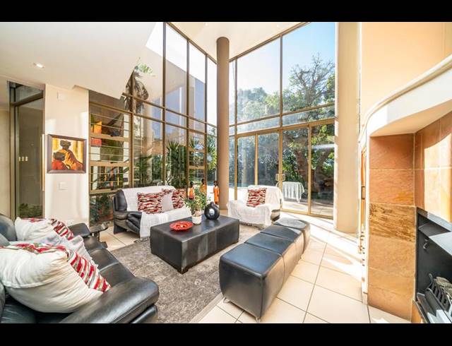 5 BEDROOM HOUSE FOR SALE IN LINKSFIELD